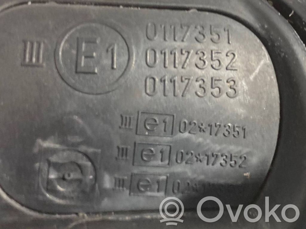 Spogulis (elektriski vadāms)