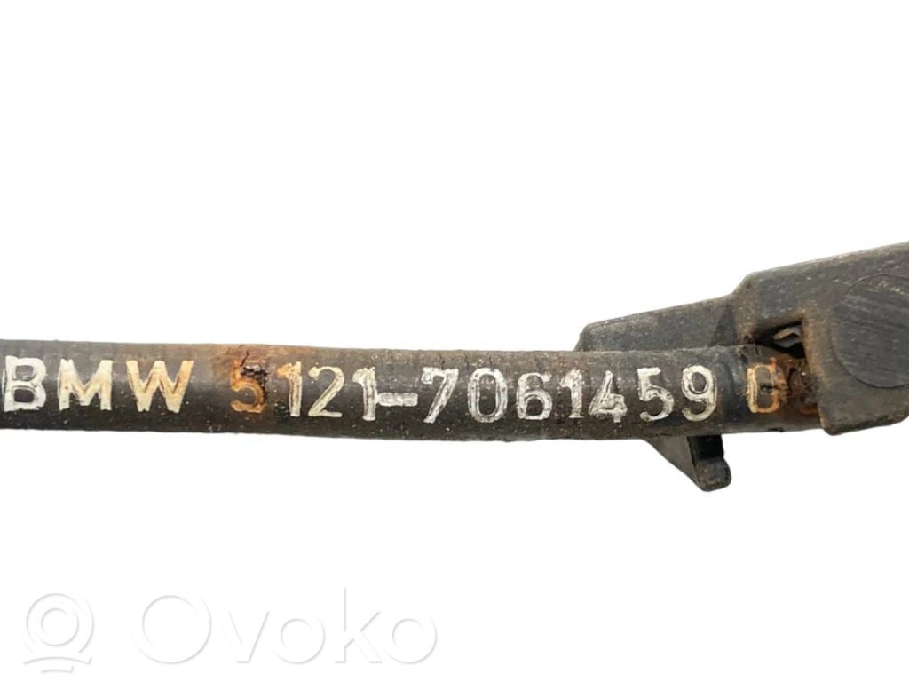 Holder/bracket for external opening handle at the front