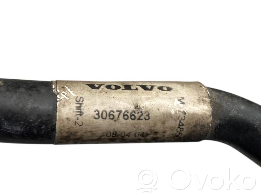 Gaisa kondicioniera caurulīte (-es) / šļūtene (-es)