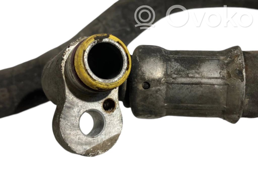 Air conditioner pipe(s) / hose(s)