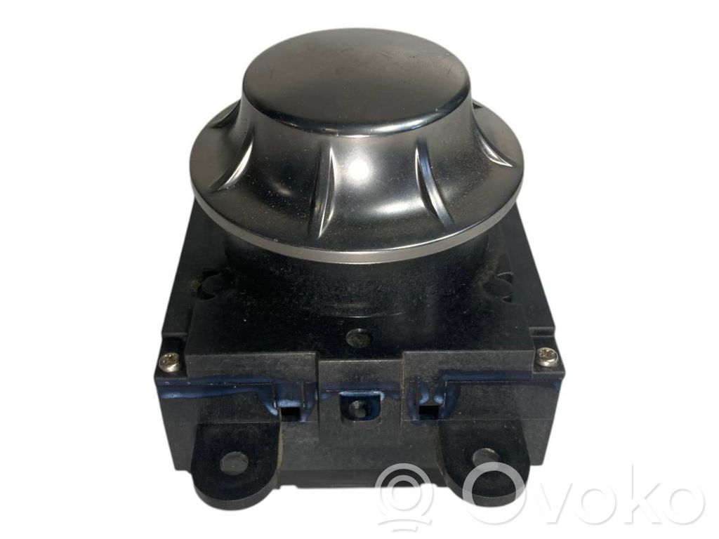 Multifunction control switch/button