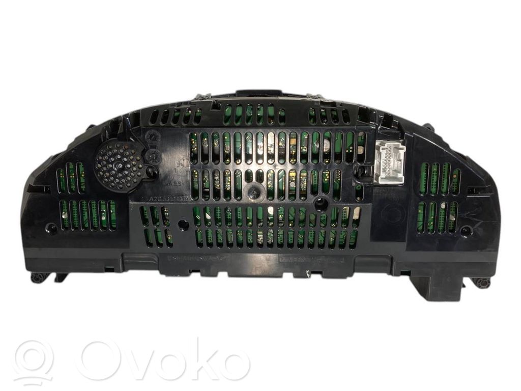 Speedometer (in the instrument panel)