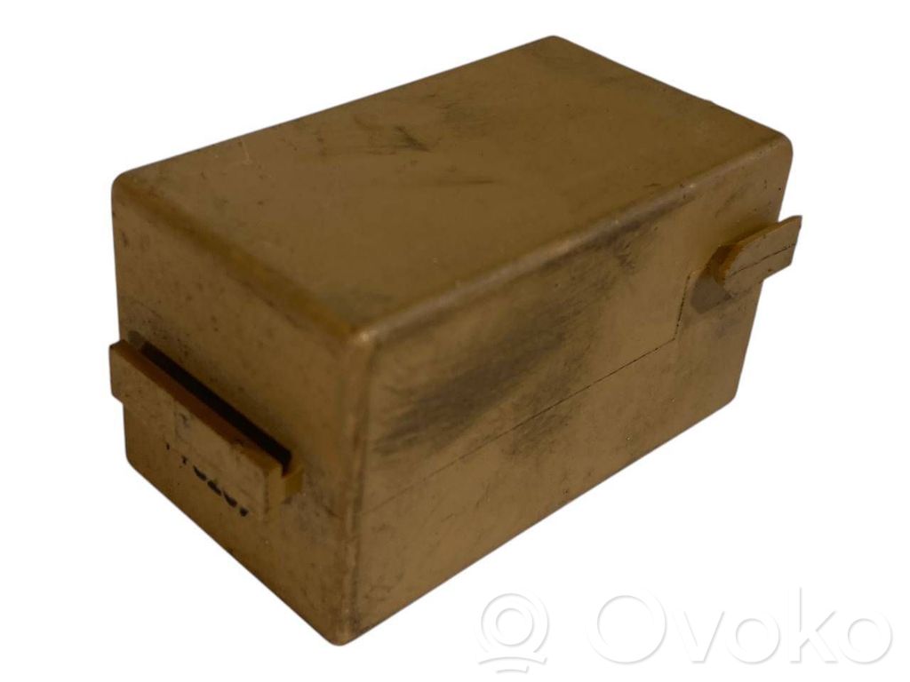 Window wiper relay