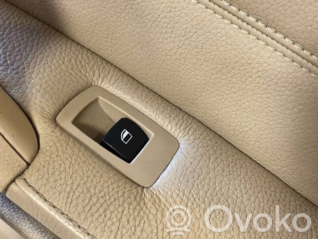 Salona daļu komplekts