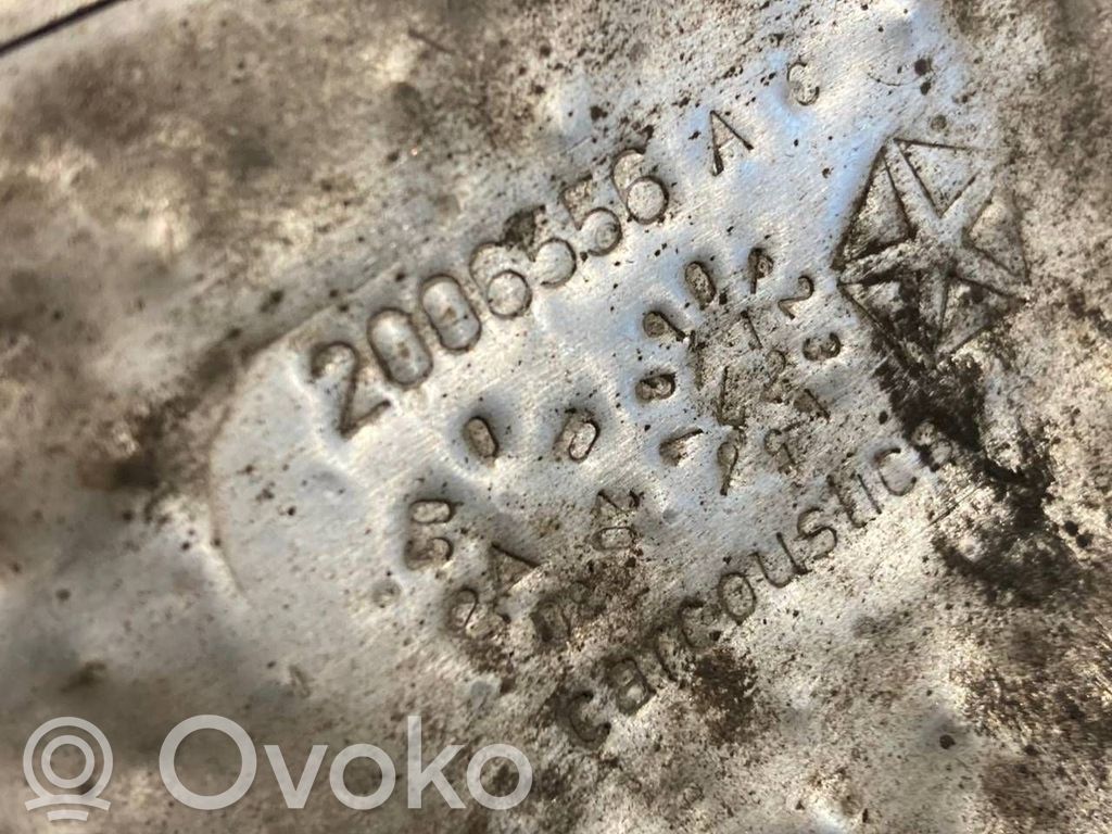 Dzinēja apakšas aizsargs