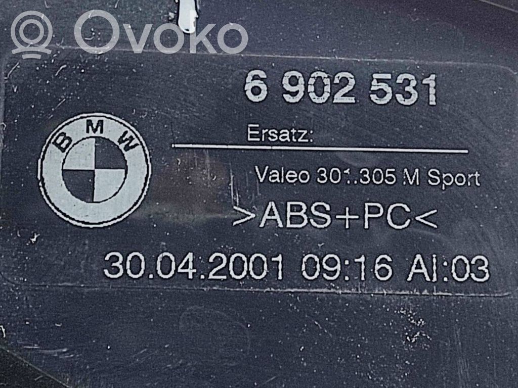 Aizmugurējais lukturis virsbūvē