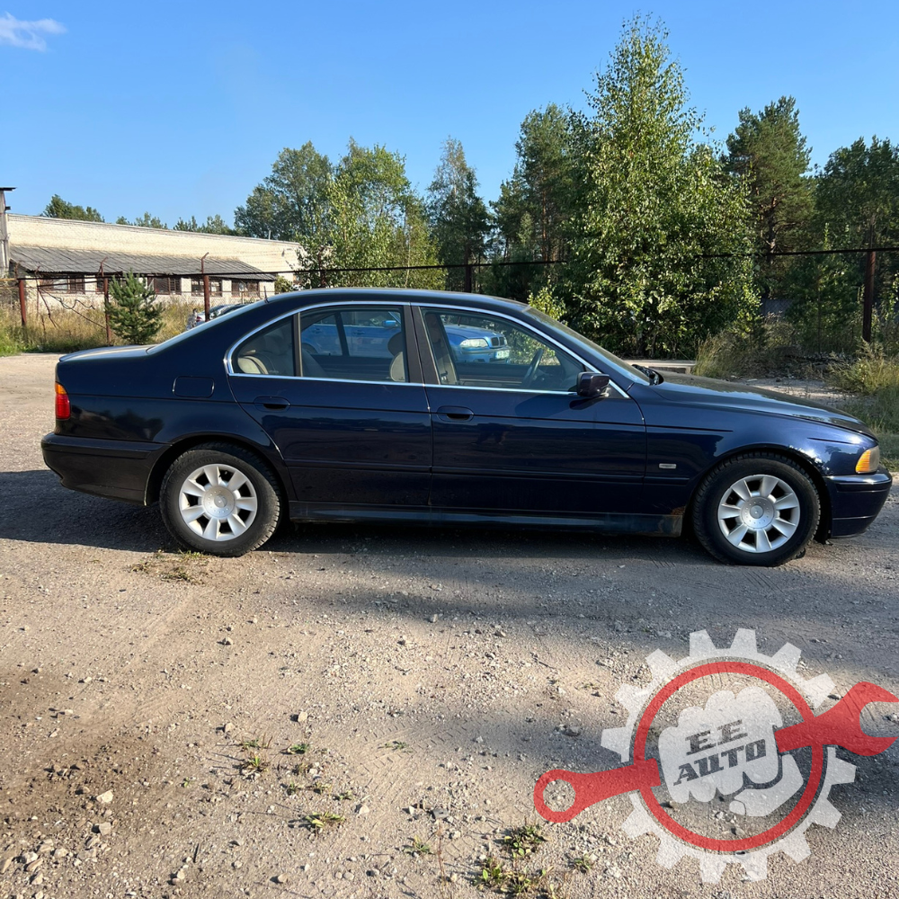 BMW 525i 2001.G.