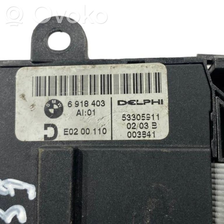 Seat adjustment switch(es)