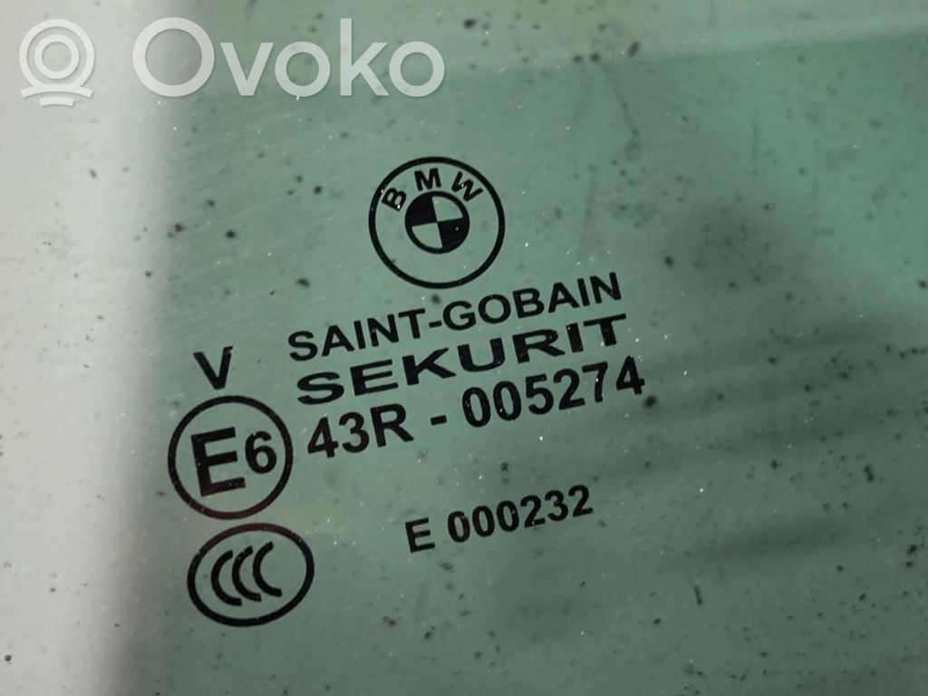 стекло задней двери