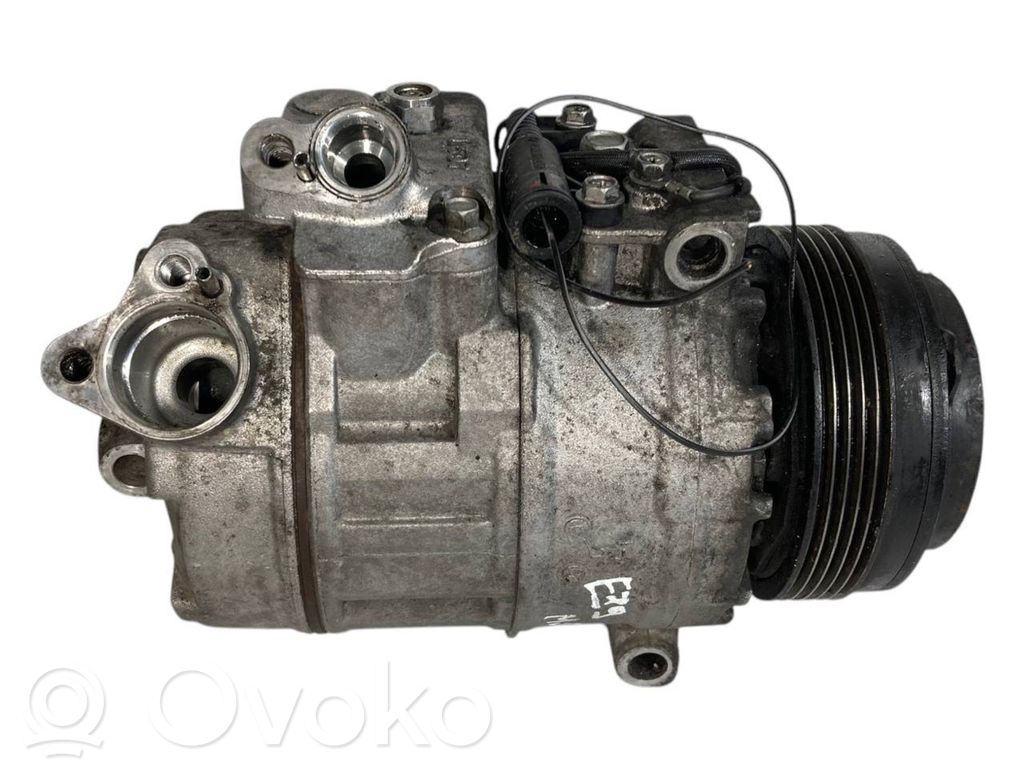 Air conditioner compressor (pump)