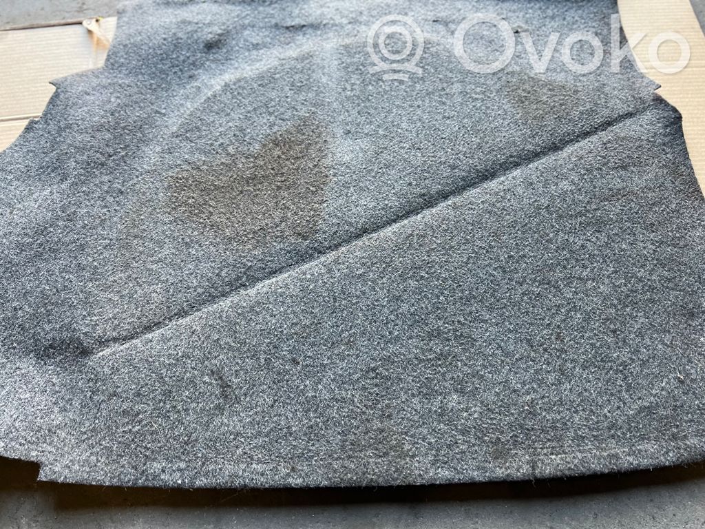 Пол багажника