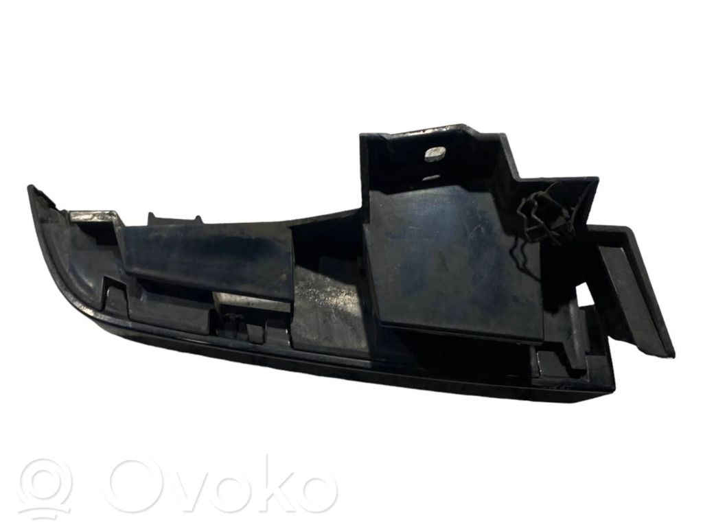 Rear bumper mounting bracket
