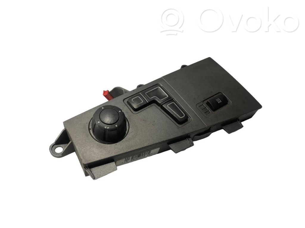 Seat adjustment switch(es)