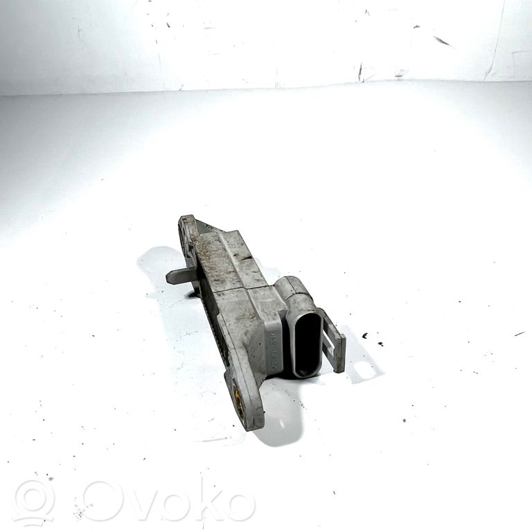 Gaisa spilvenu trieciensensors