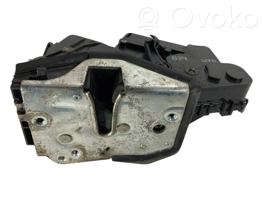 Aizmugurē slēdzene