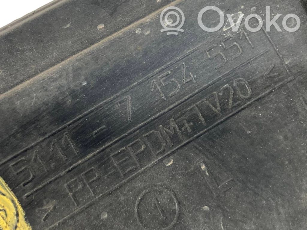 Lower grille (three-piece)