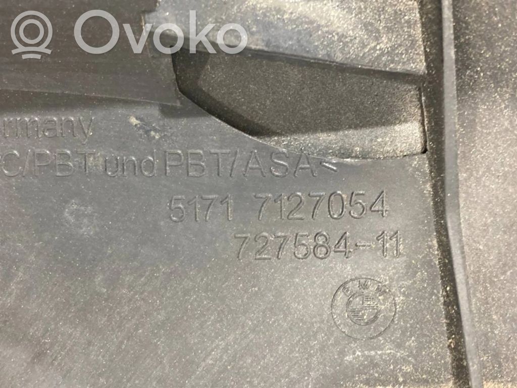Spoilera aizmugurējais vāks