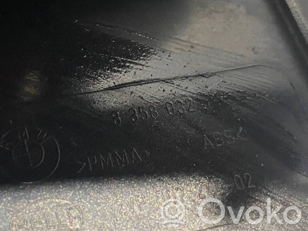 Aizmugurējais lukturis virsbūvē