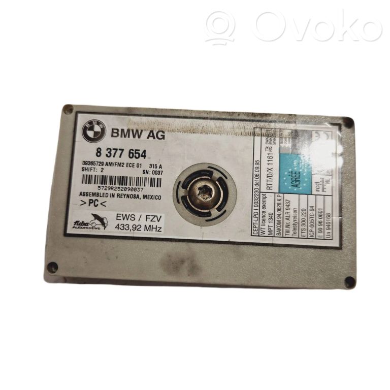 Antenas vadības bloks