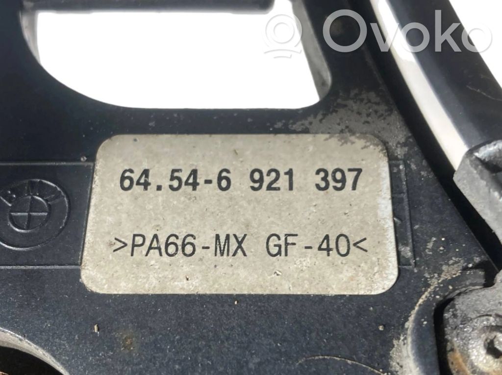 Elektrisks radiatoru ventilators