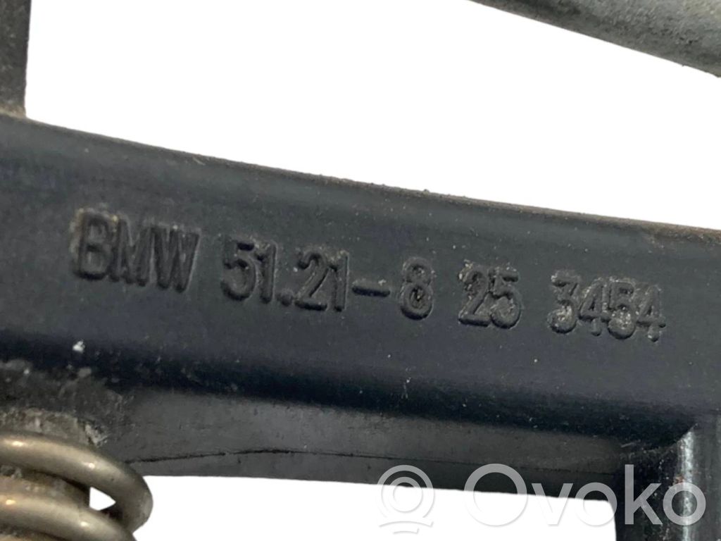 Держатель/кронштейн для внешней ручки открывания спереди