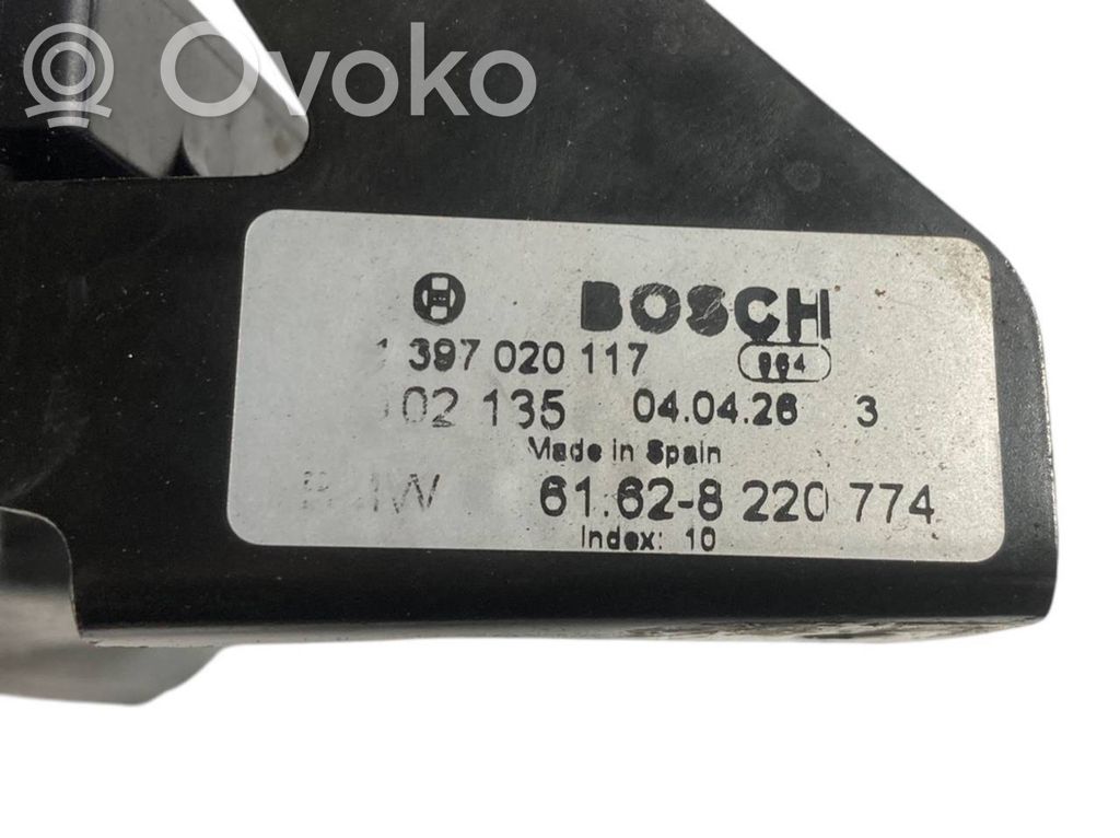 Aizmugurējā loga tīrītāja motoriņš