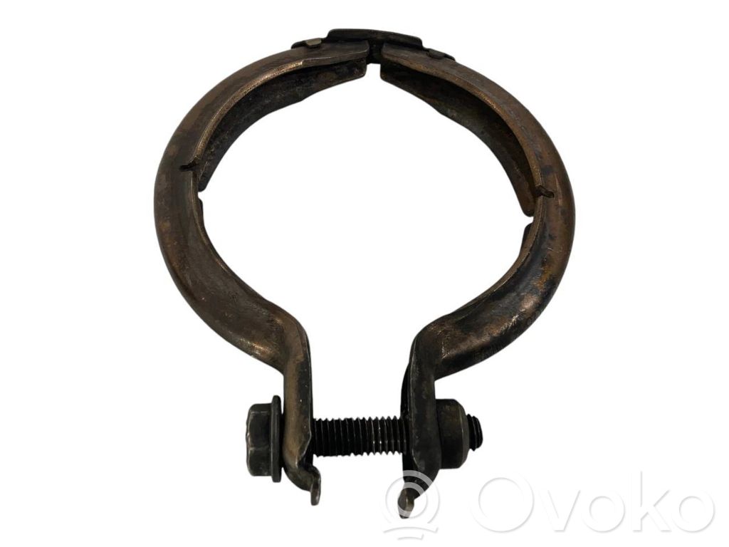 Exhaust connection