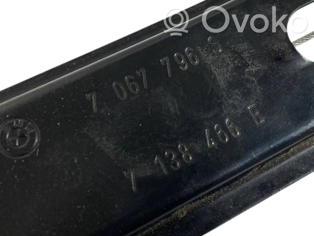 Priekšpusē elektriskā loga pacelšanas mehānisma komplekts