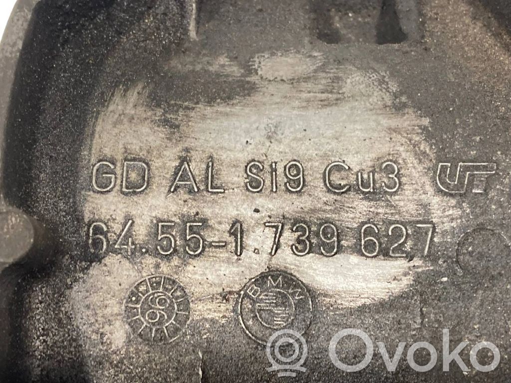 Air conditioning compressor mount