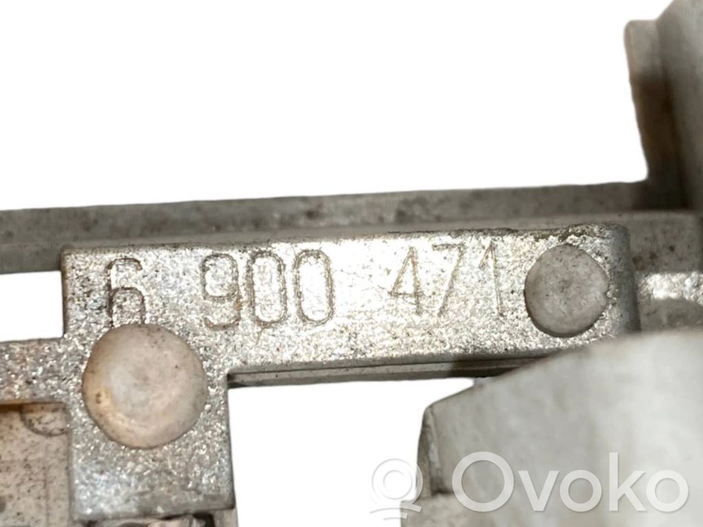 Aizmugures spuldzes vāka turētājs