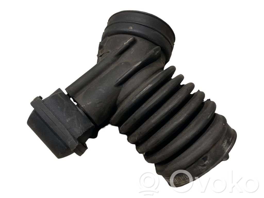 Air intake duct details