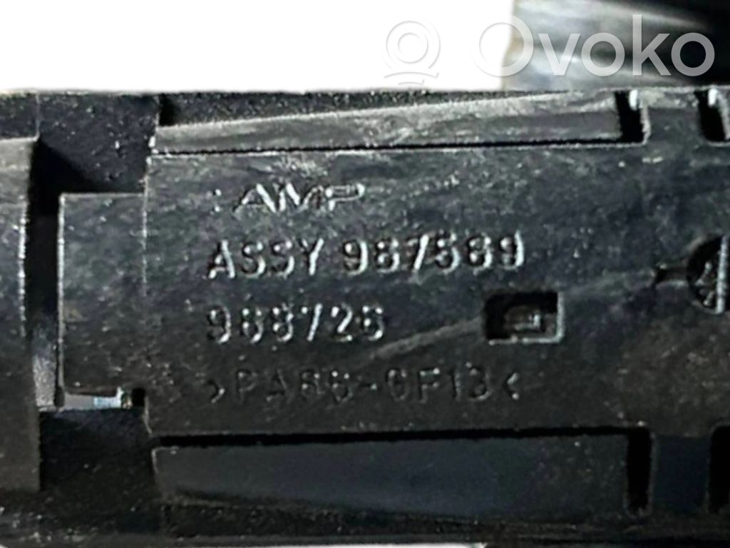 Dzinēja vadu instalācija