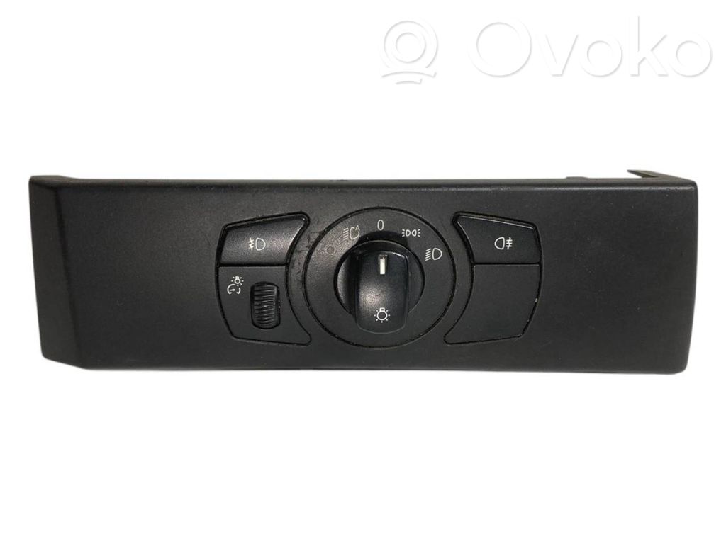 Headlight switch