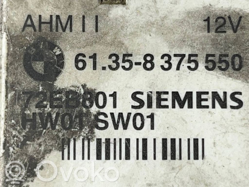 Piekabes āķa vadības bloks