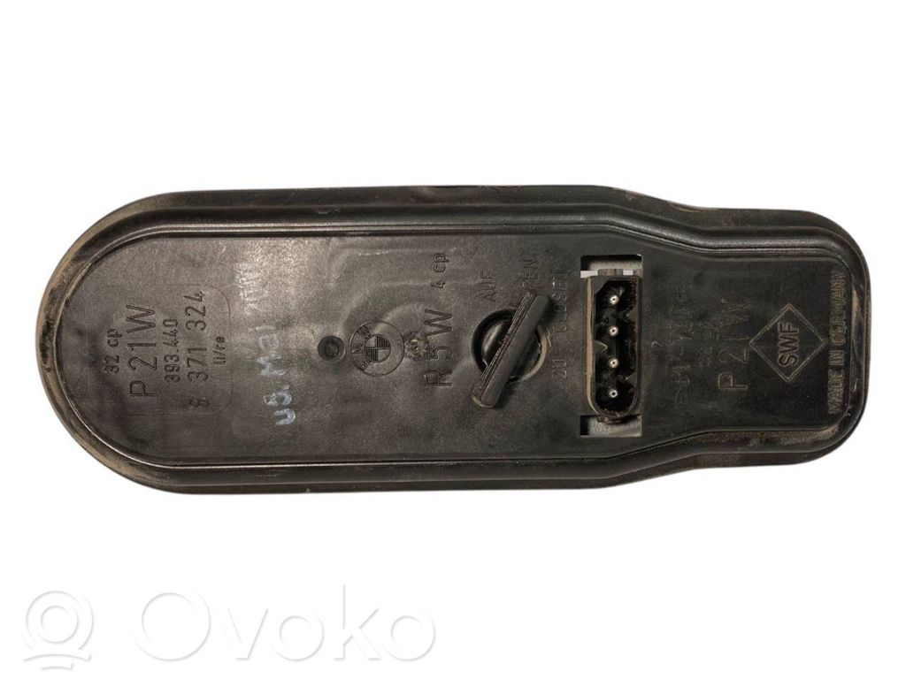 Rear lamp cover holder