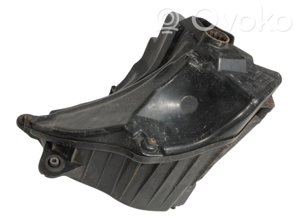Air filter box