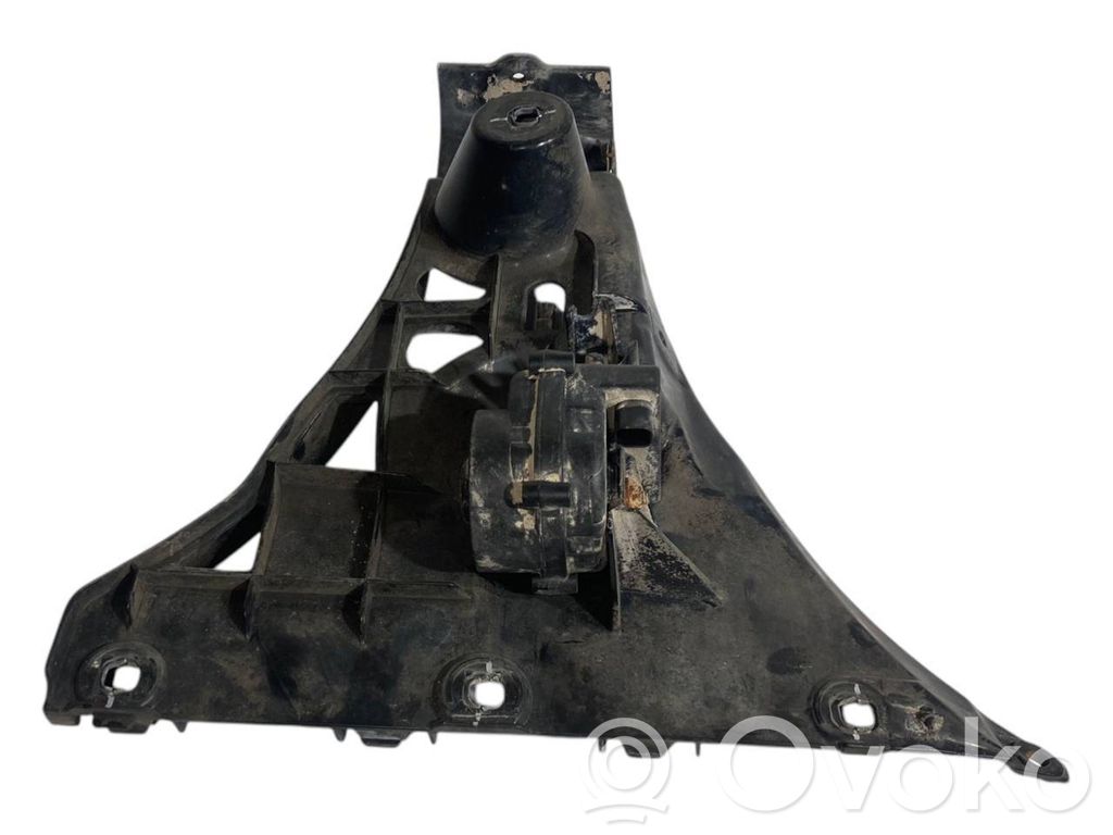 Rear bumper mounting bracket