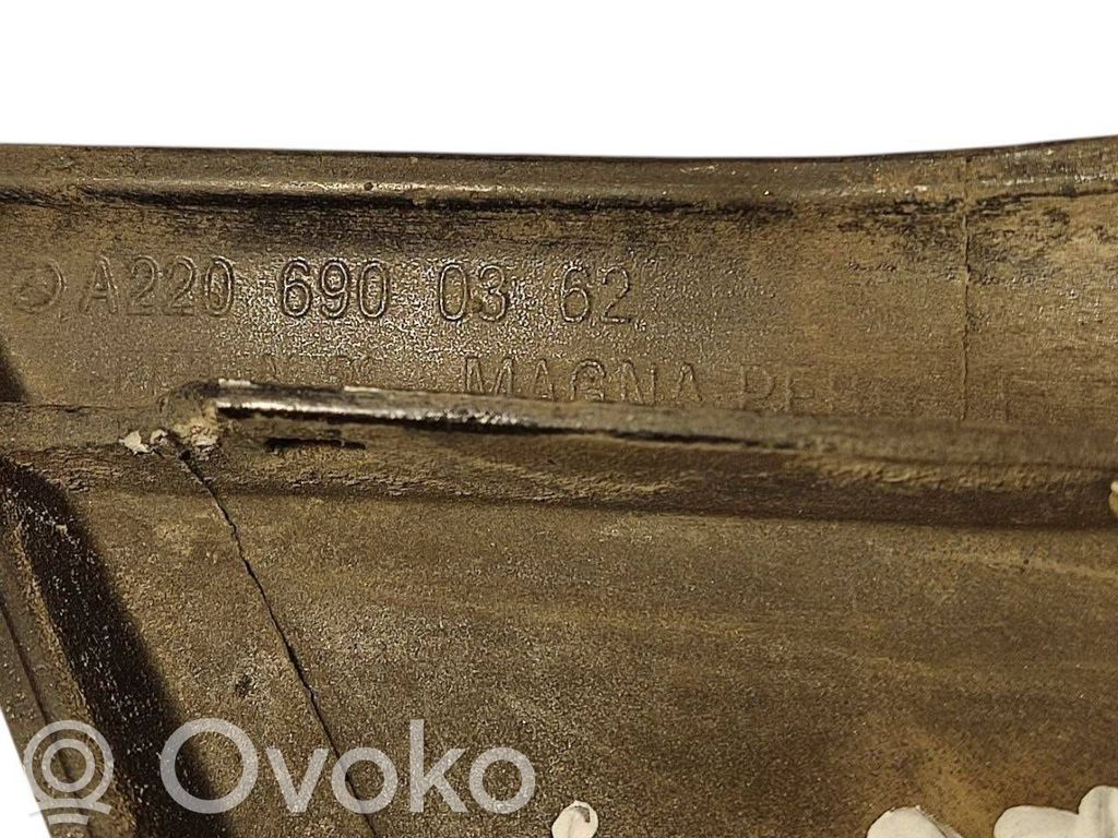 Aizmugurējā spārna uzlika / moldings
