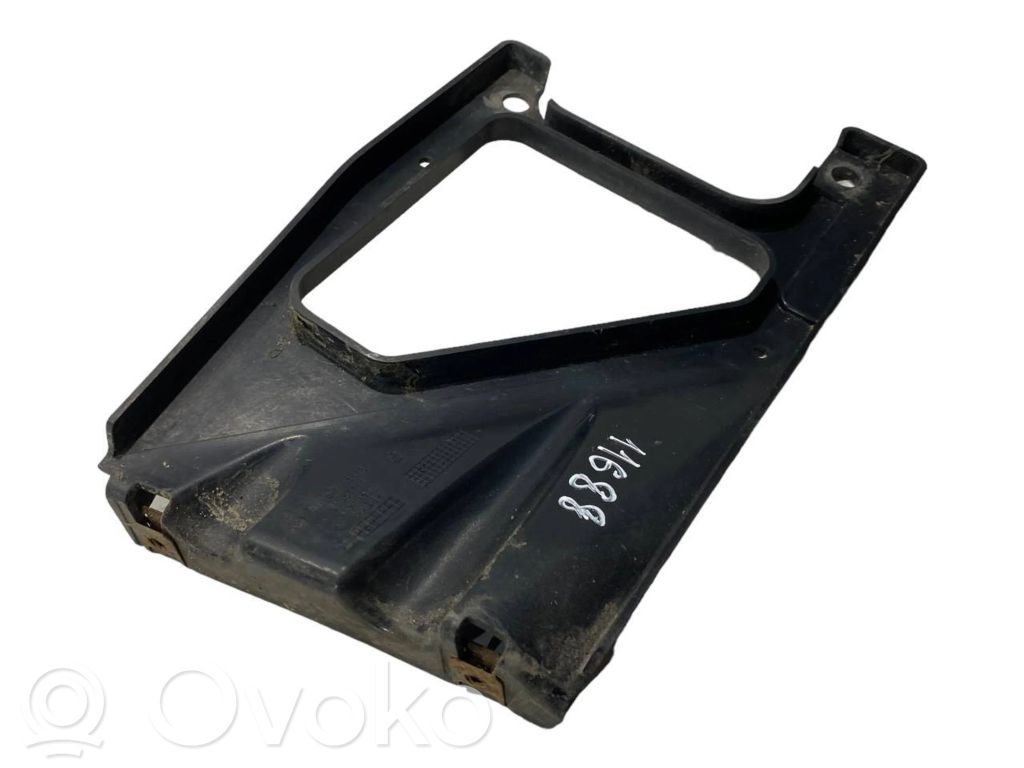 Rear bumper mounting bracket