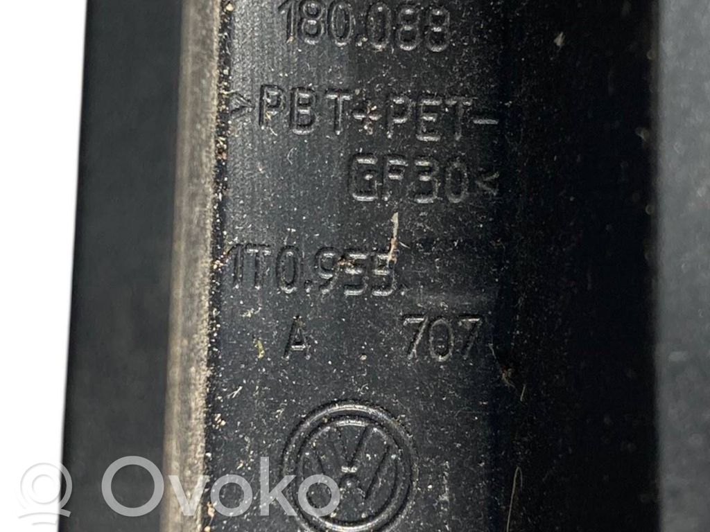 Aizmugurējā loga tīrītāja kājiņa