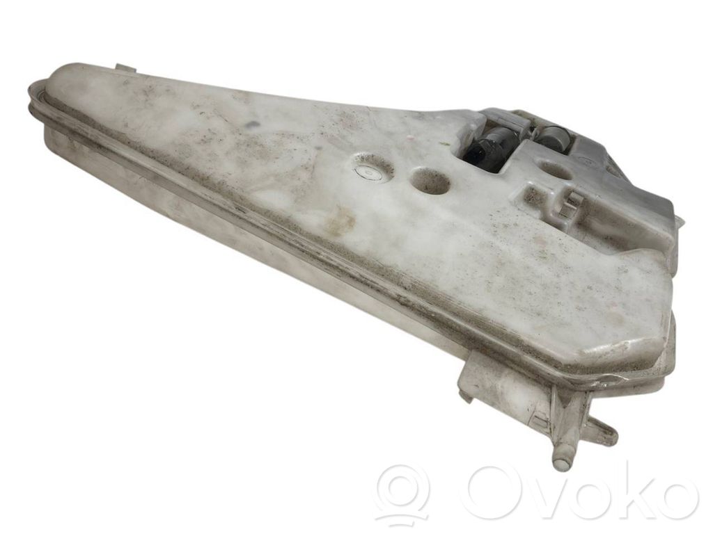 Window fluid tank