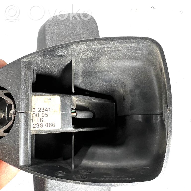 Atpakaļskata spogulis (salonā)