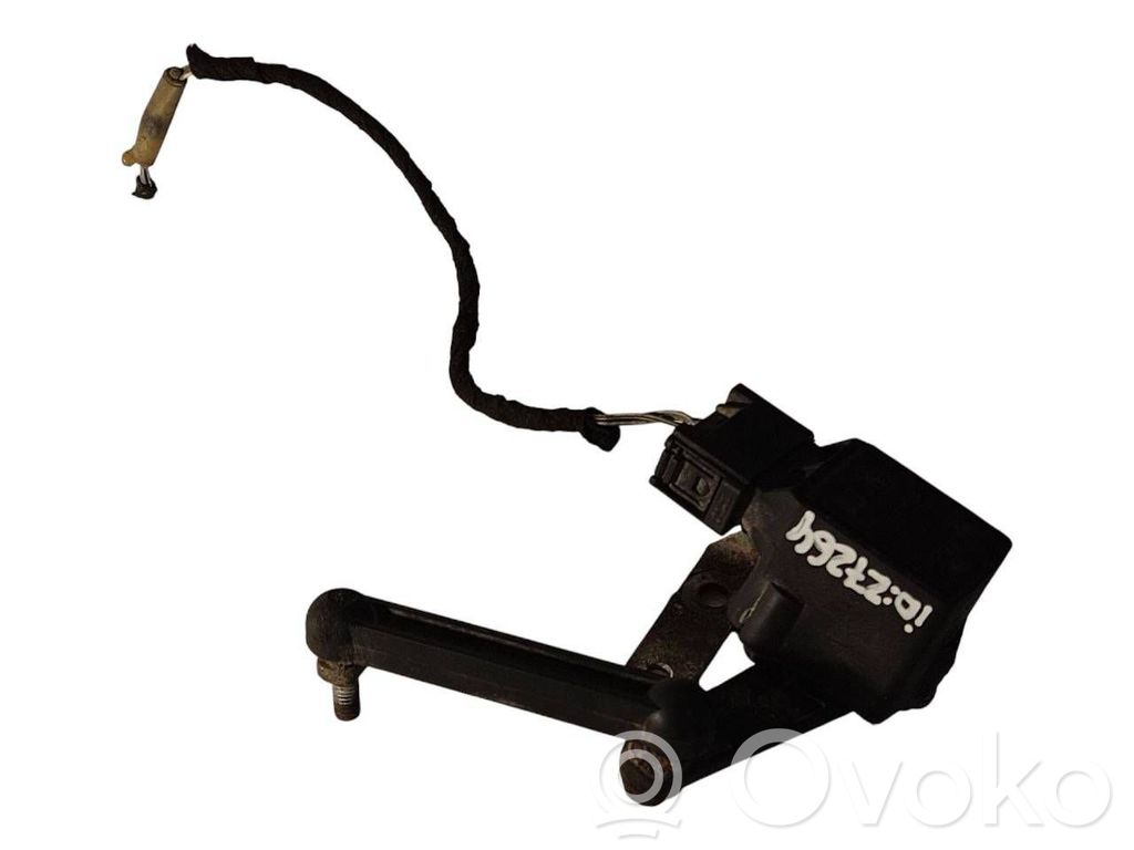 Augstuma sensors (priekšējo lukturu)