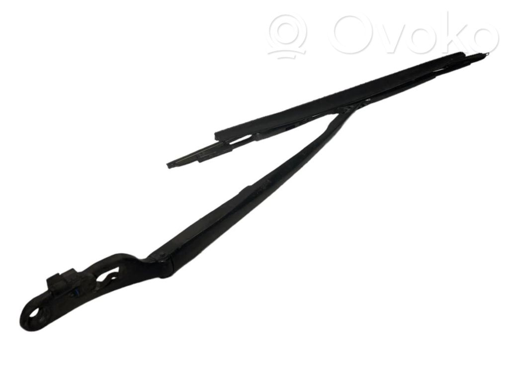 Windshield wiper arm