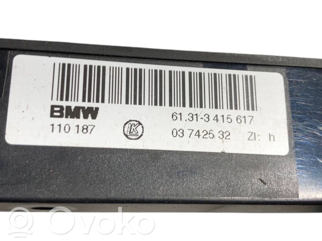 Parkošanas (PDC) sensoru slēdzis