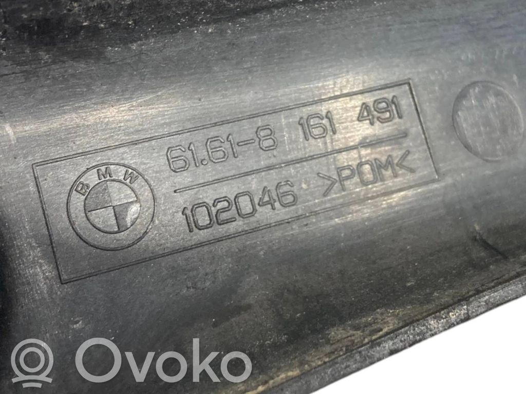 Stikla tīrītāja slotiņas