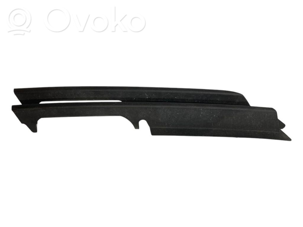 Apakšējais režģis (trīsdaļīgs)