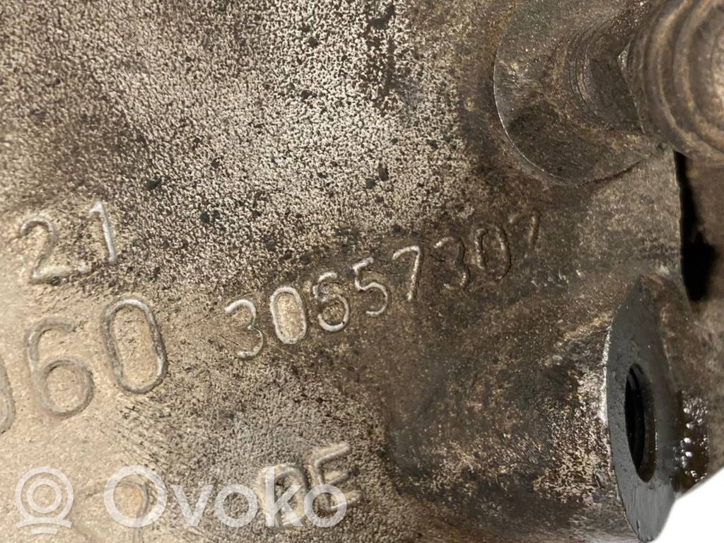 Priekšējais suports