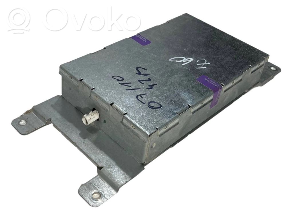 Antenna amplifier