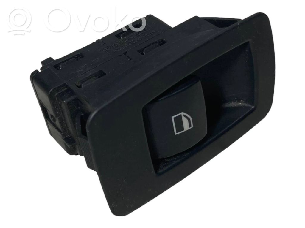 Power window switch